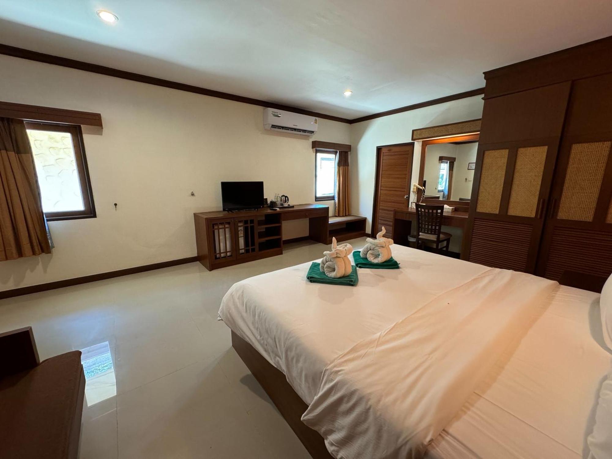 Beach Bungalow At Lanta Resort Ko Lanta Extérieur photo