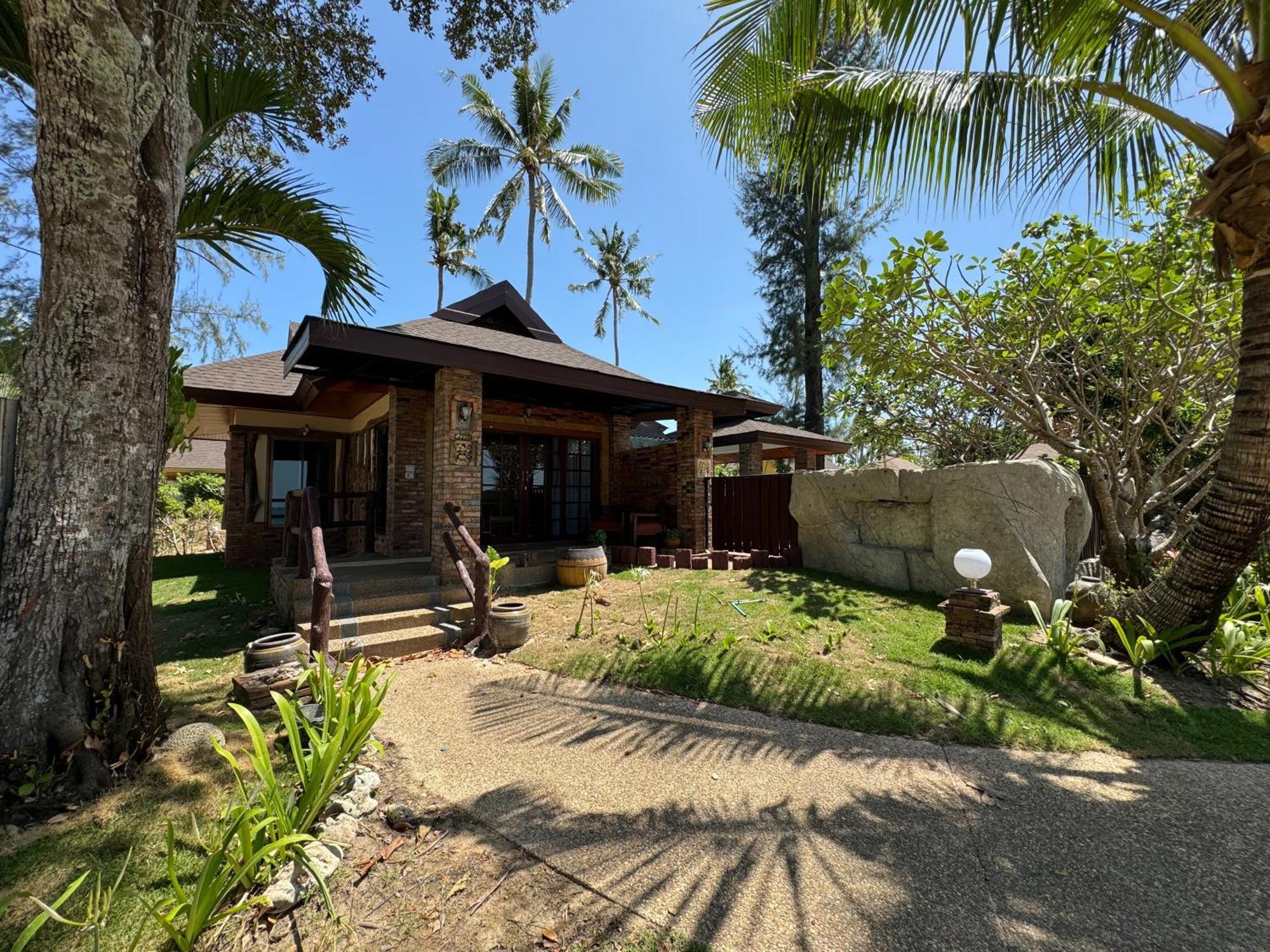 Beach Bungalow At Lanta Resort Ko Lanta Extérieur photo