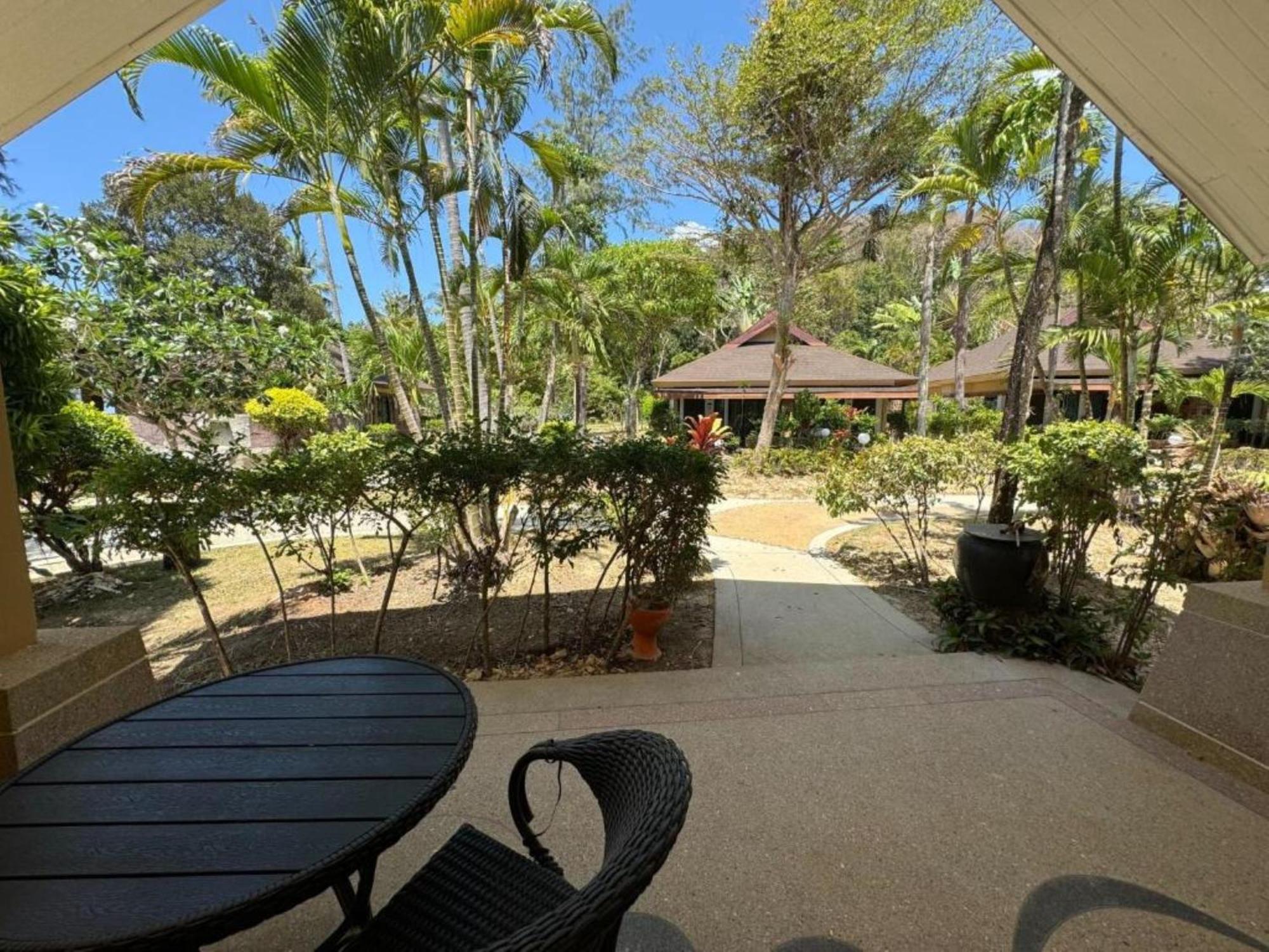Beach Bungalow At Lanta Resort Ko Lanta Extérieur photo