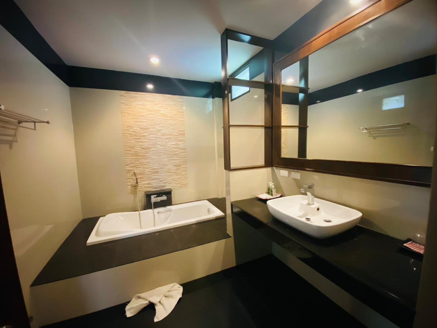 Beach Bungalow At Lanta Resort Ko Lanta Extérieur photo