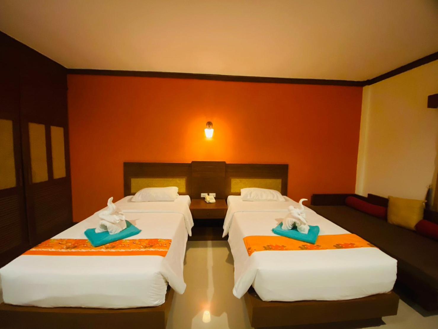 Beach Bungalow At Lanta Resort Ko Lanta Extérieur photo